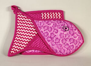 'Pwason' Fish Oven Mitt Set