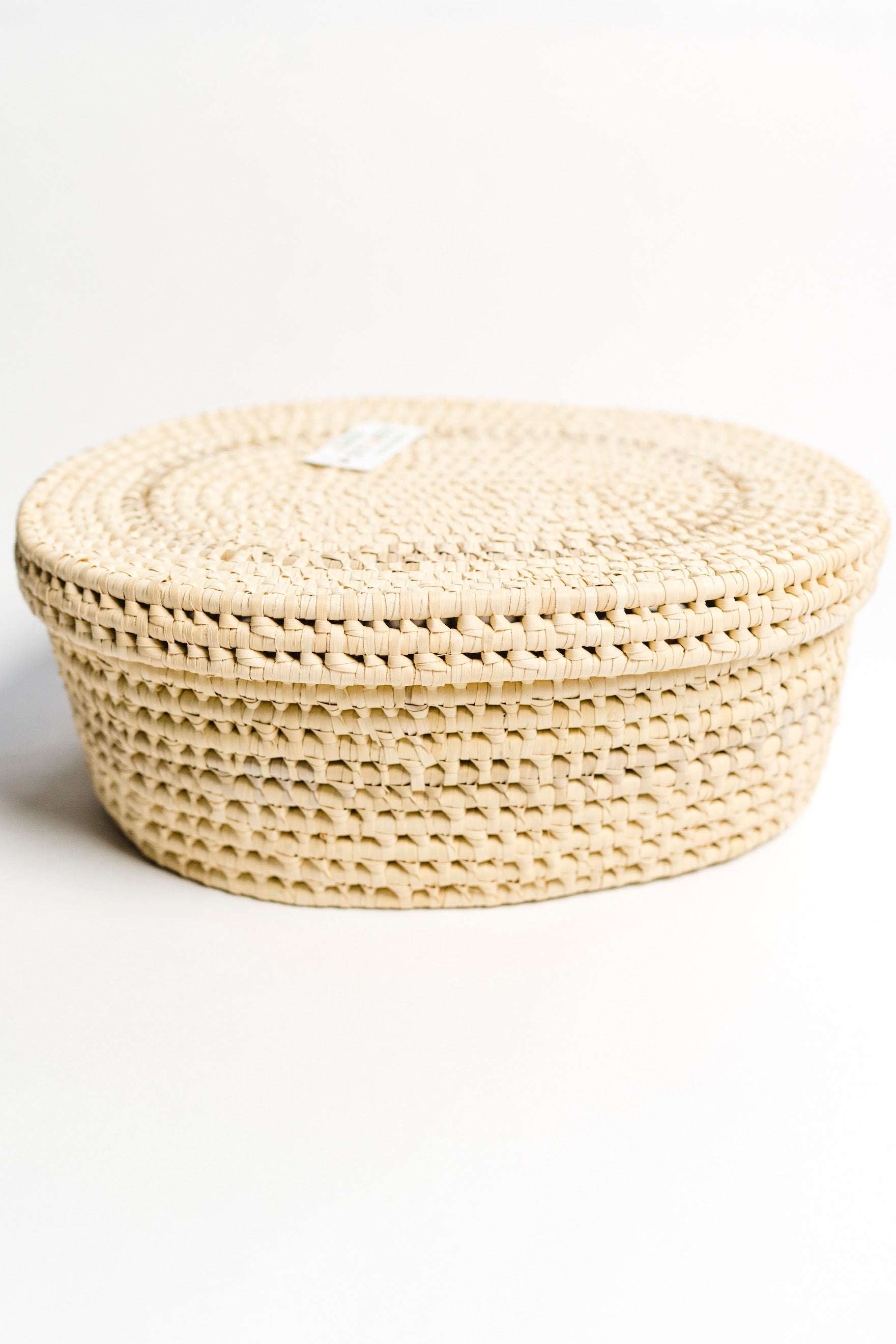 Oval Basket With Lid