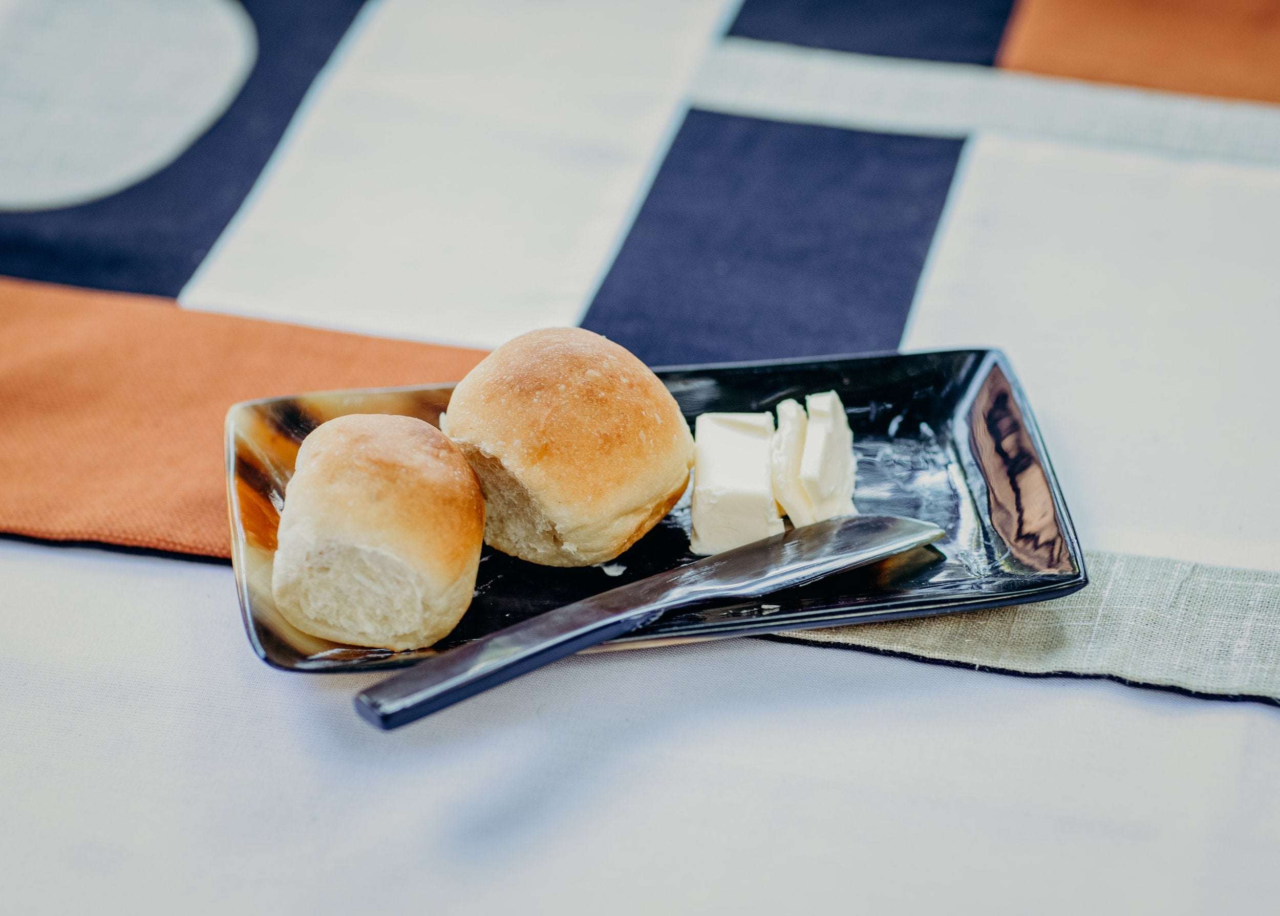 Horn Butter Tray + Knife set
