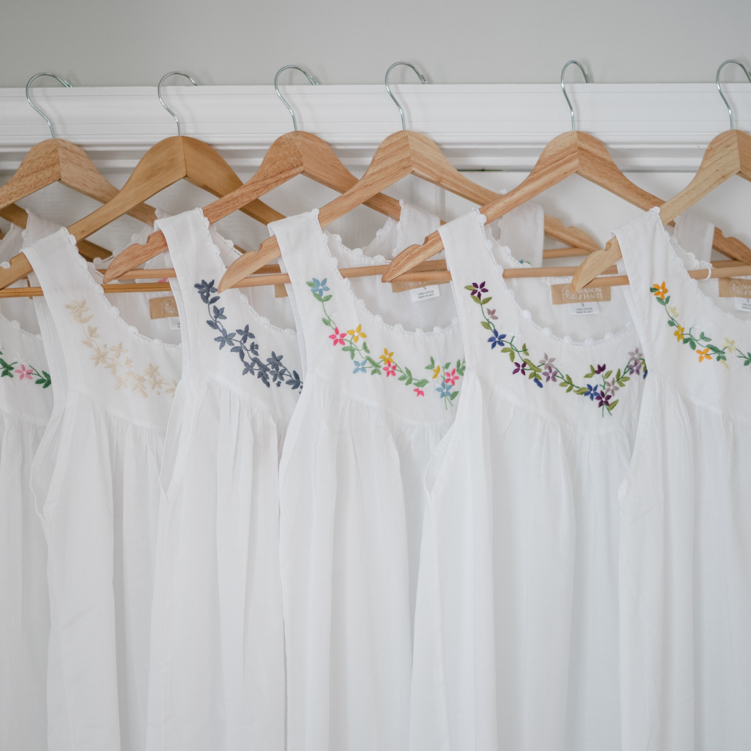 The Sarah Garland Nightgown - Purple