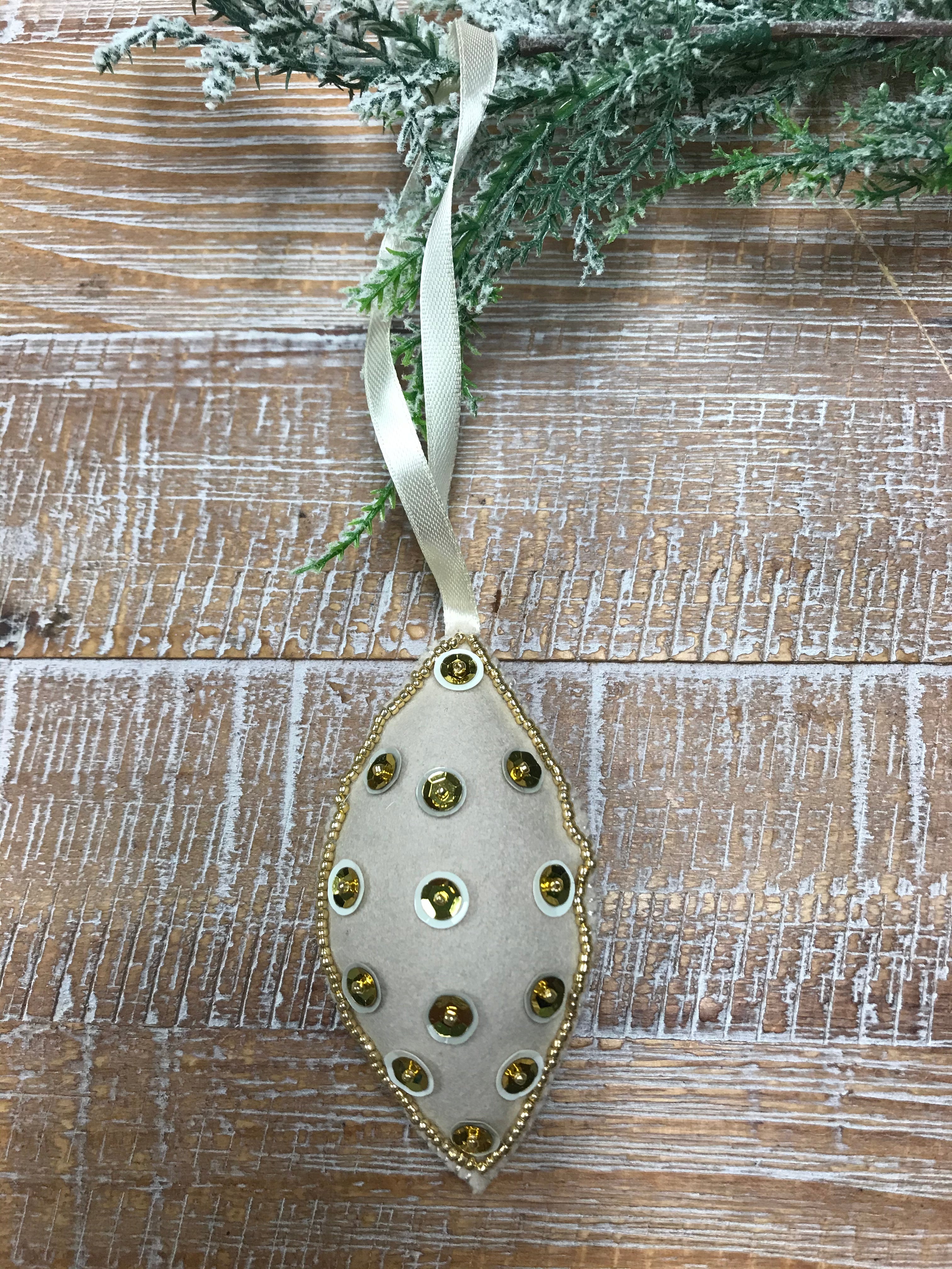 Christmas Ornaments - Gold Glitz