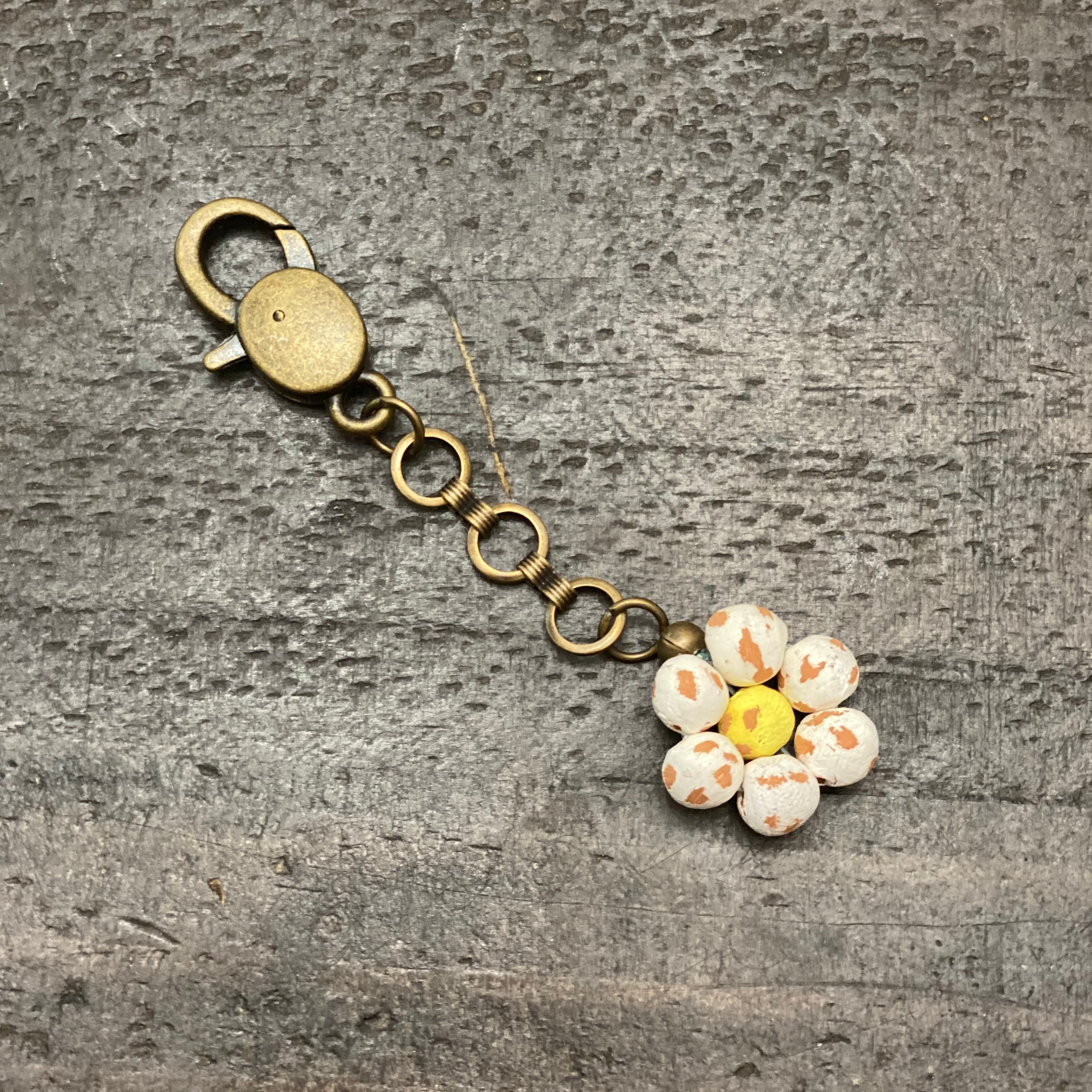 Ceramic Daisy Keychain